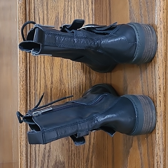 Lucky Brand Nolan Black Leather Moto Boots - Picture 6 of 10